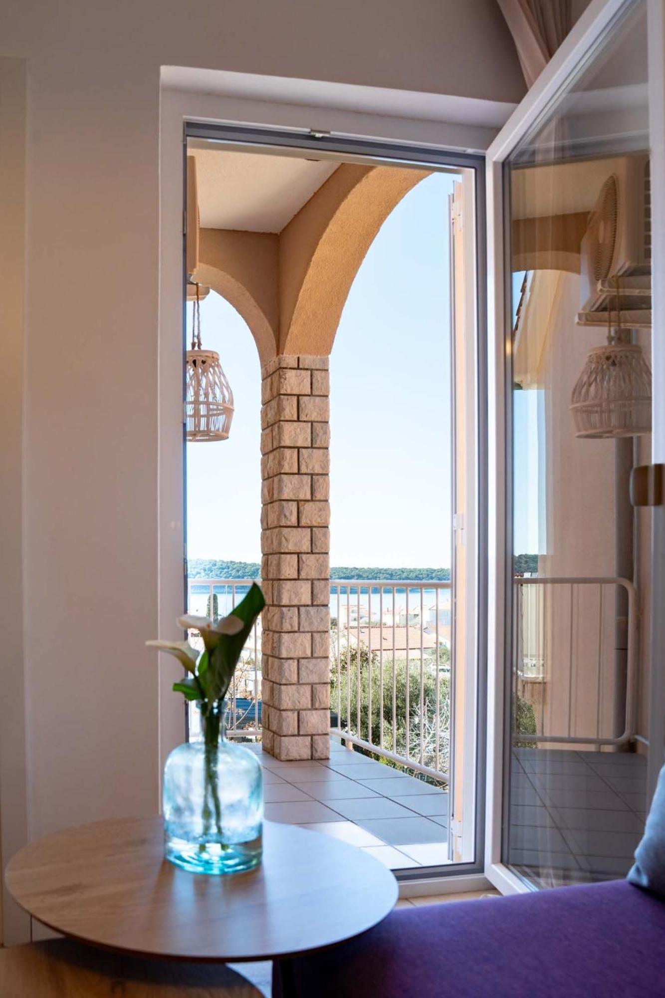 Apartments Casa Barbara Раб Экстерьер фото